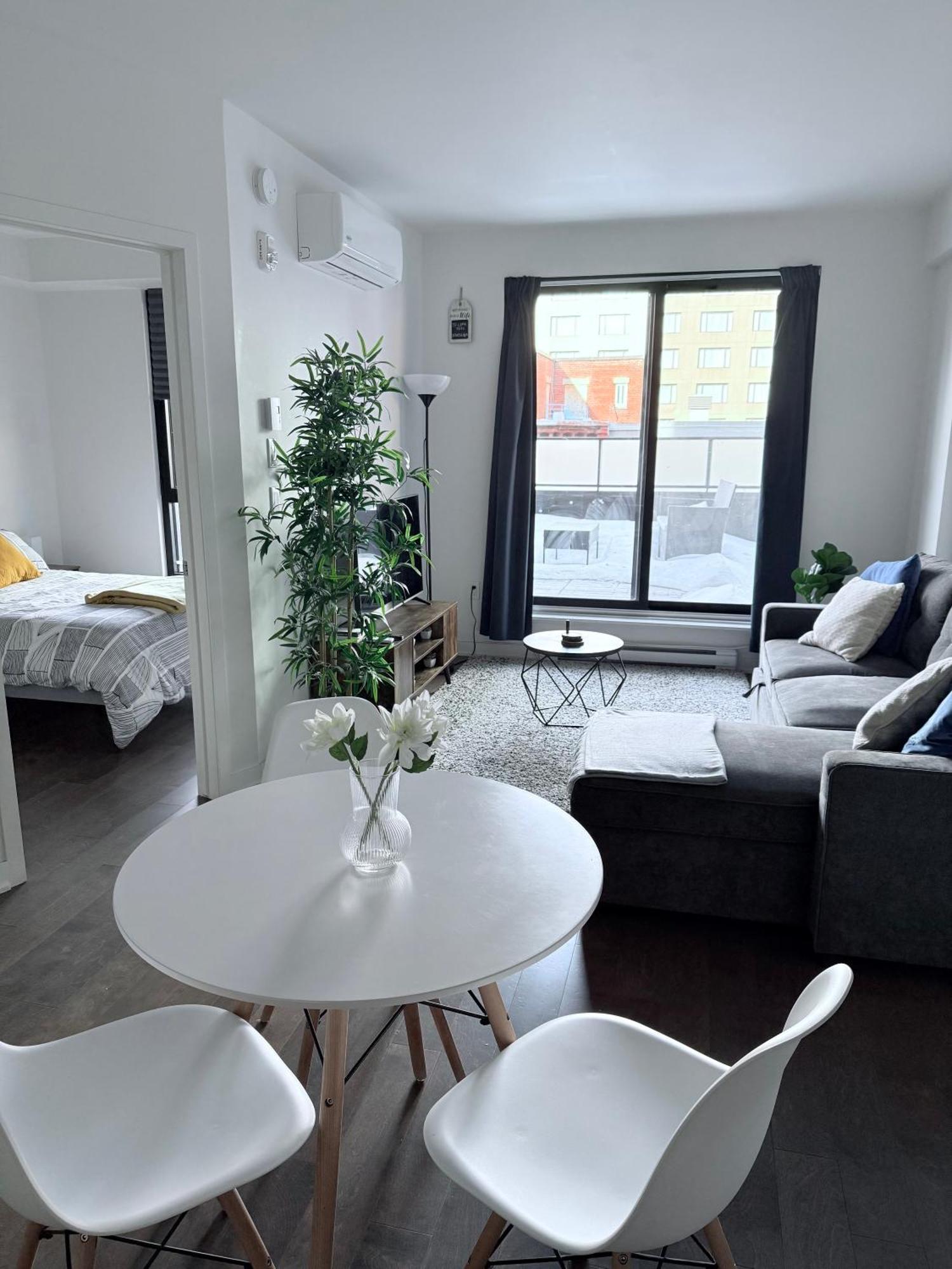 Condo In The Heart Of Downtown Montréal Exterior foto